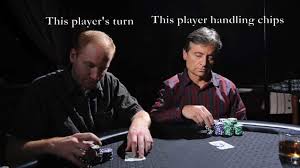 How to Read Poker Tells: Practical Guide for Australian Players 2026